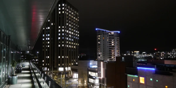 bristol_terrace_at_night.jpg