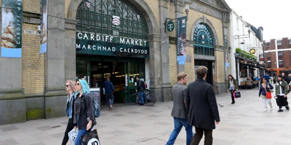 cardiff_svw_c85_1617_0254_cardiff_market_outside.jpg