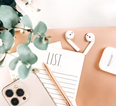 Booking Content Creators for Your Wedding